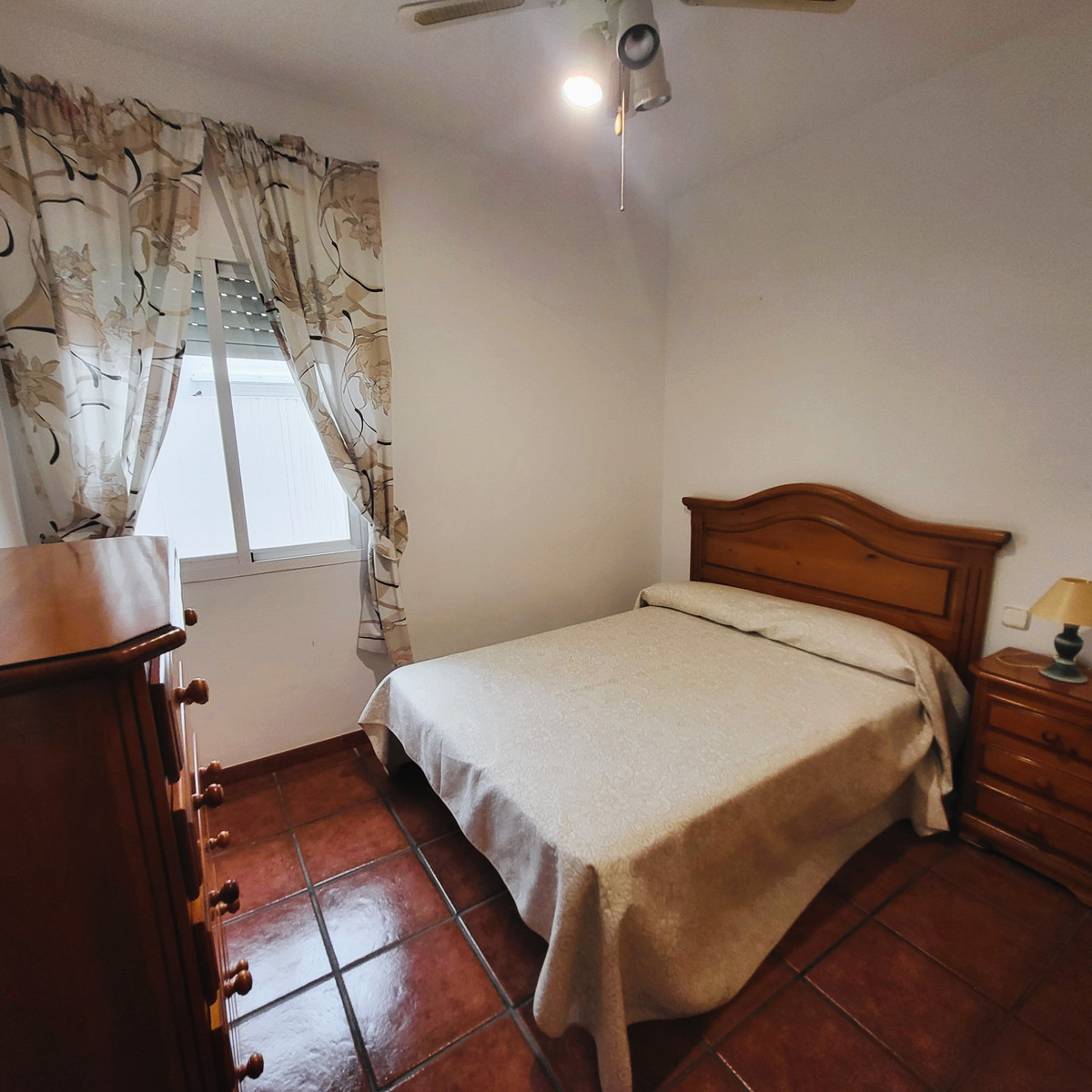 Appartement te koop in Estepona | 4 slaapkamers H5448673