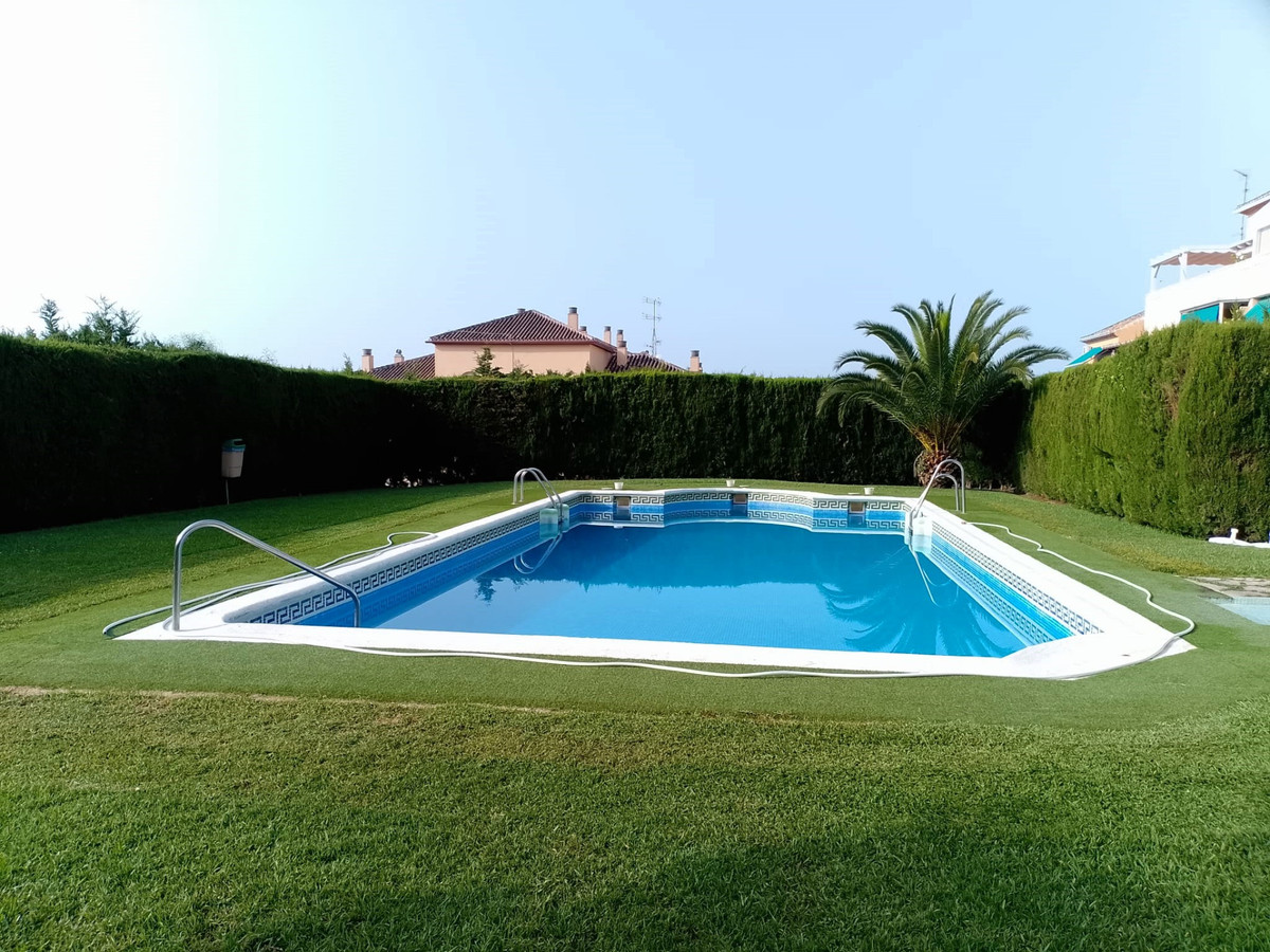 Appartement te koop in Estepona | 4 slaapkamers H5448673