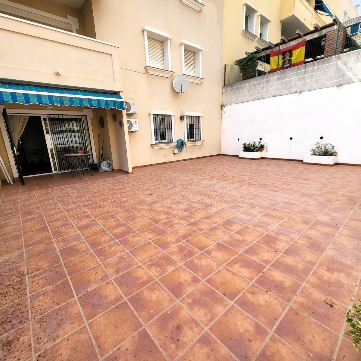 Appartement te koop in Estepona | 4 slaapkamers H5448673