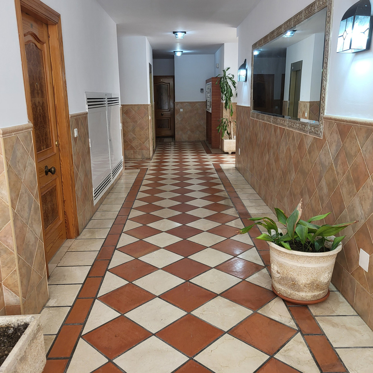Appartement te koop in Estepona | 4 slaapkamers H5448673