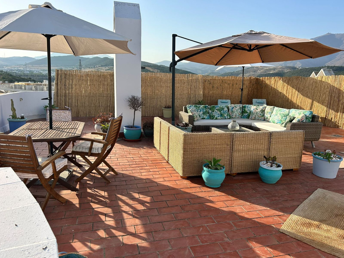 Appartement te koop in Estepona | 2 slaapkamers H5449918