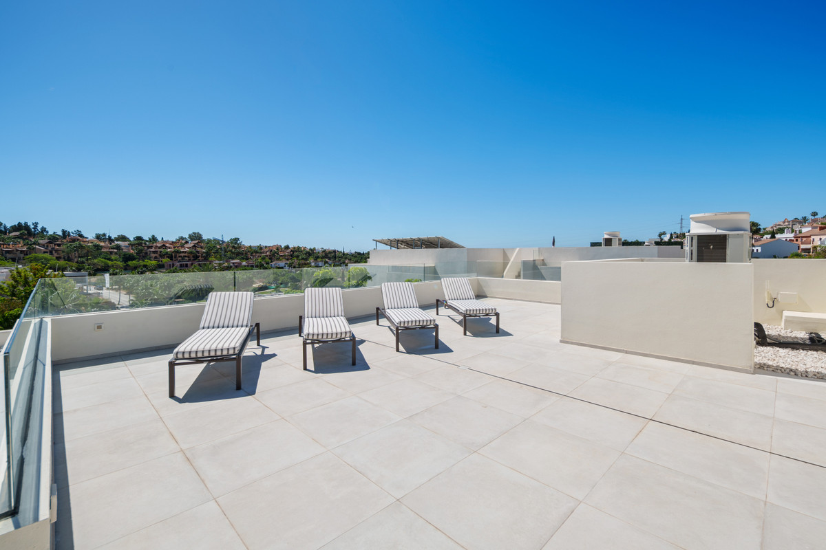 Appartement te koop in Estepona | 4 slaapkamers H5450167