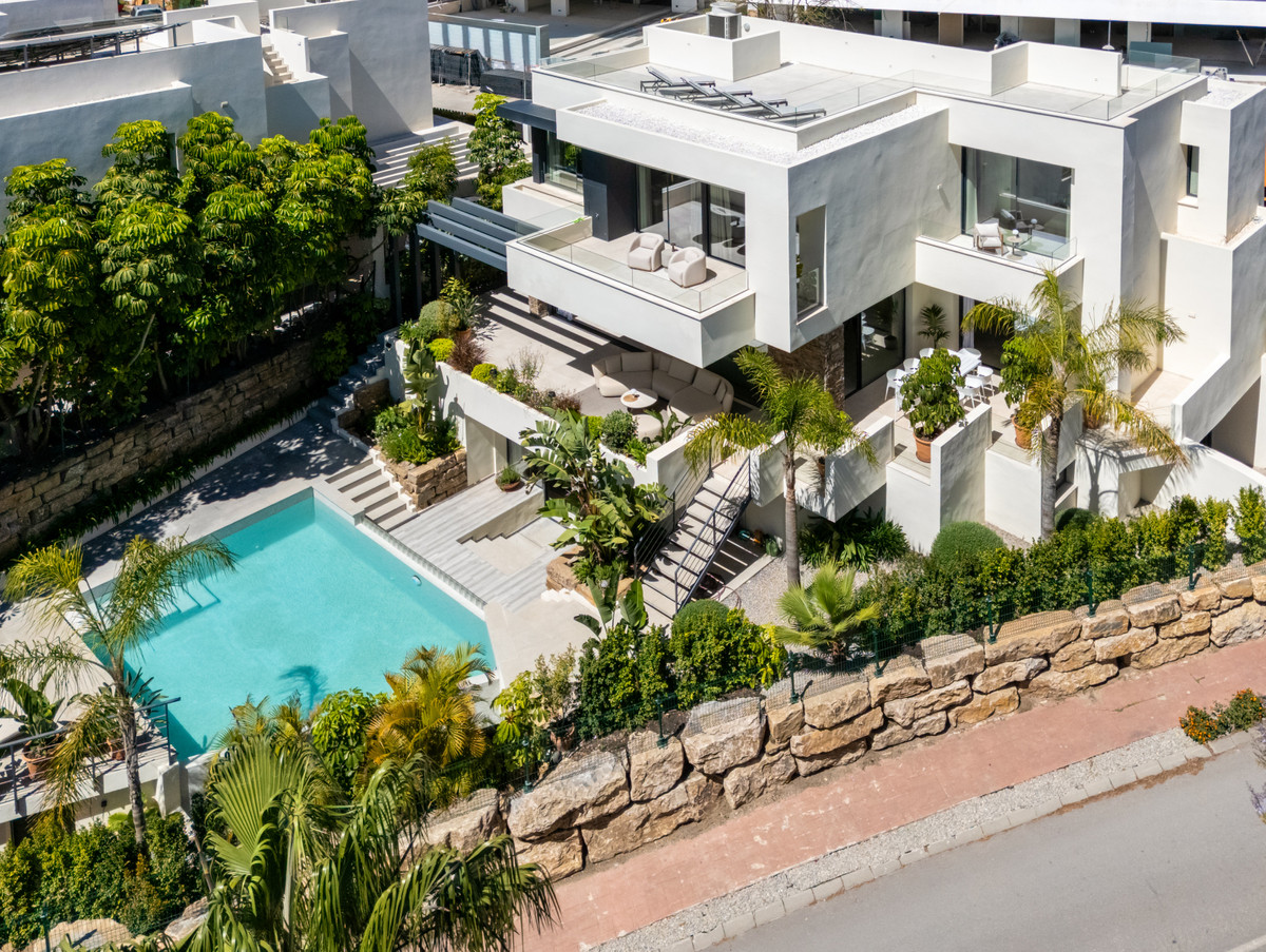 Appartement te koop in Estepona | 4 slaapkamers H5450167