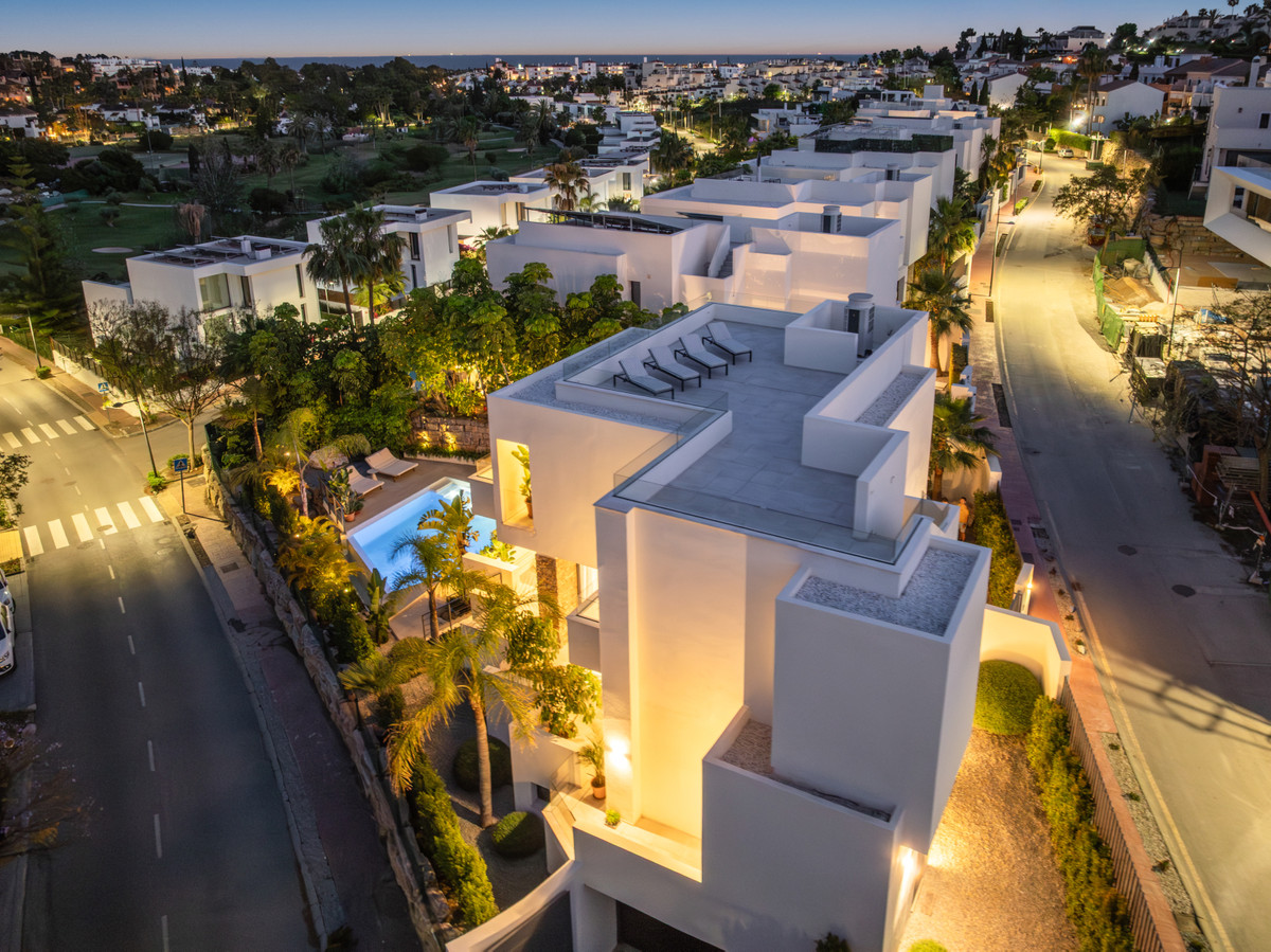 Appartement te koop in Estepona | 4 slaapkamers H5450167
