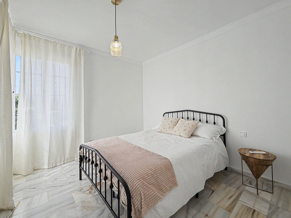 Appartement te koop in Estepona | 1 slaapkamers H5450239