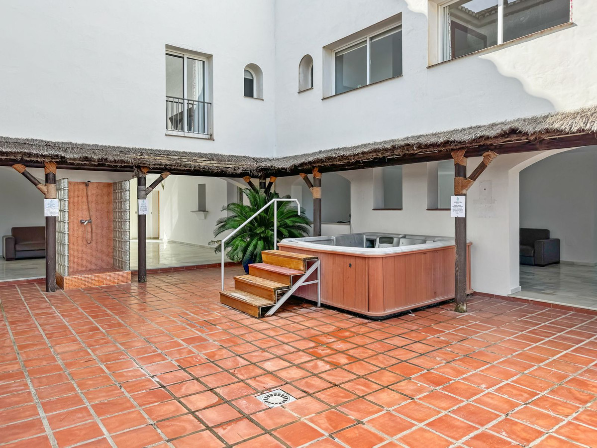 Appartement te koop in Estepona | 1 slaapkamers H5450239