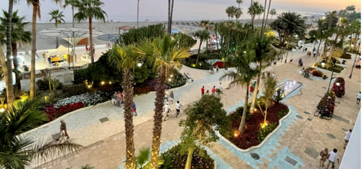 Appartement te koop in Estepona | 3 slaapkamers H5450425