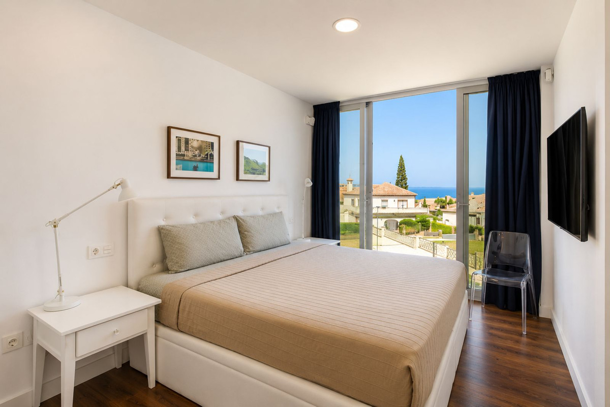 Appartement te koop in Estepona | 3 slaapkamers H5450479