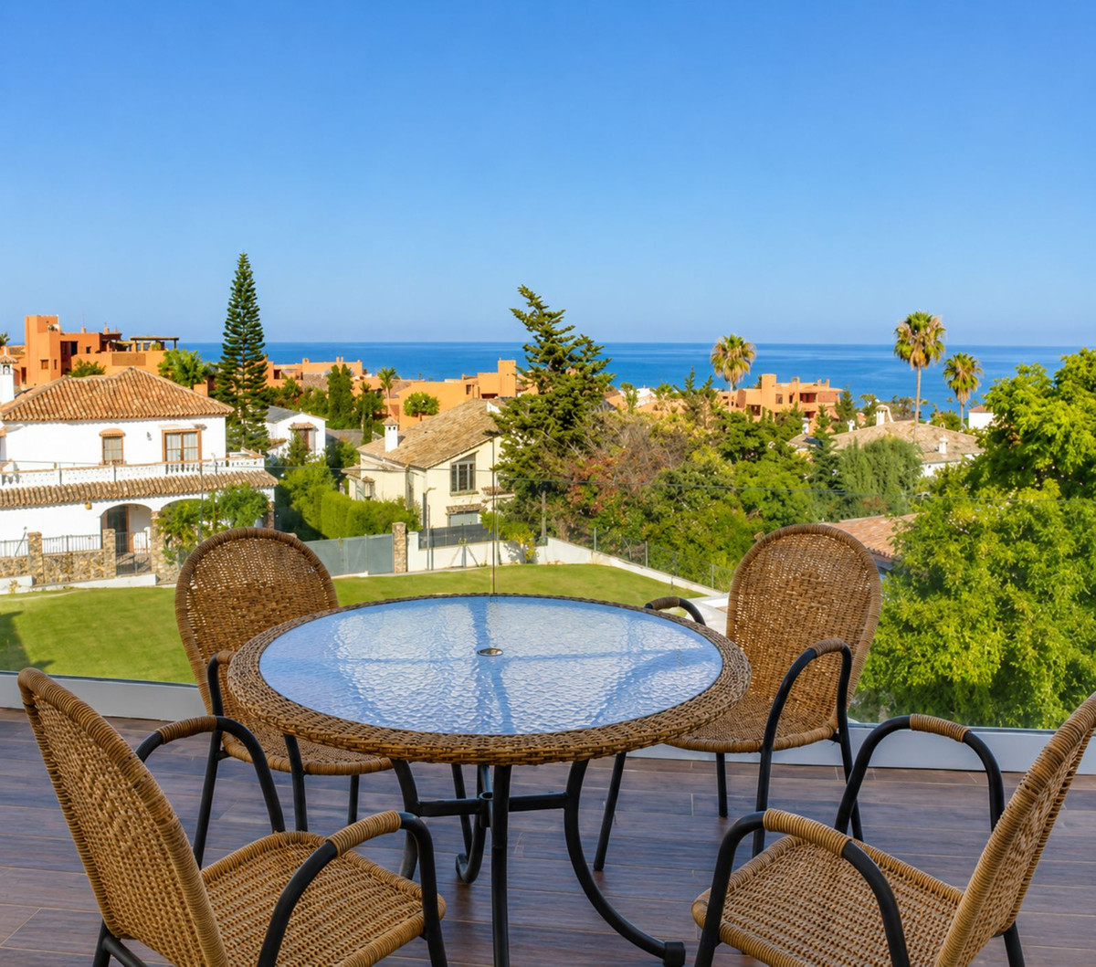 Appartement te koop in Estepona | 3 slaapkamers H5450479
