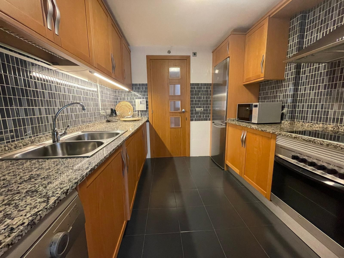 Appartement te koop in Estepona | 2 slaapkamers H5451853