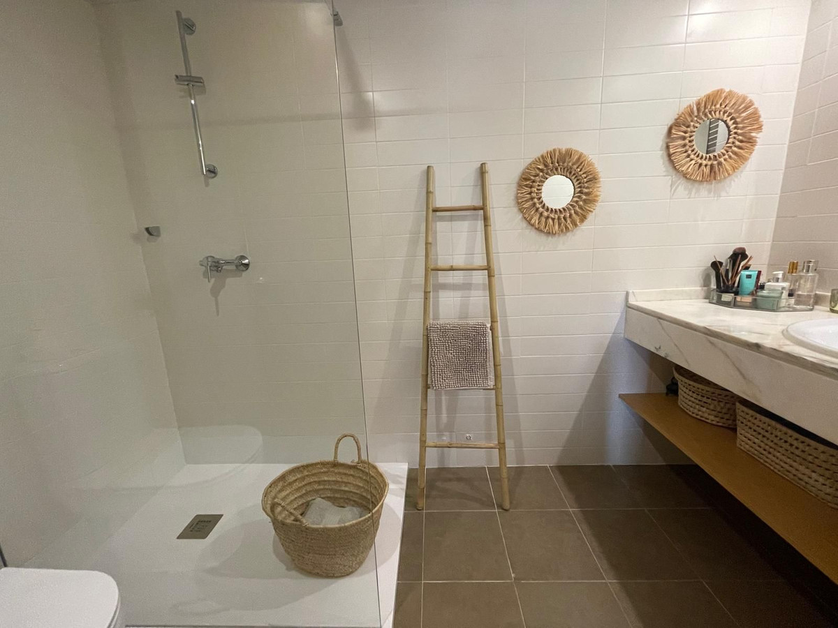 Appartement te koop in Estepona | 2 slaapkamers H5451853