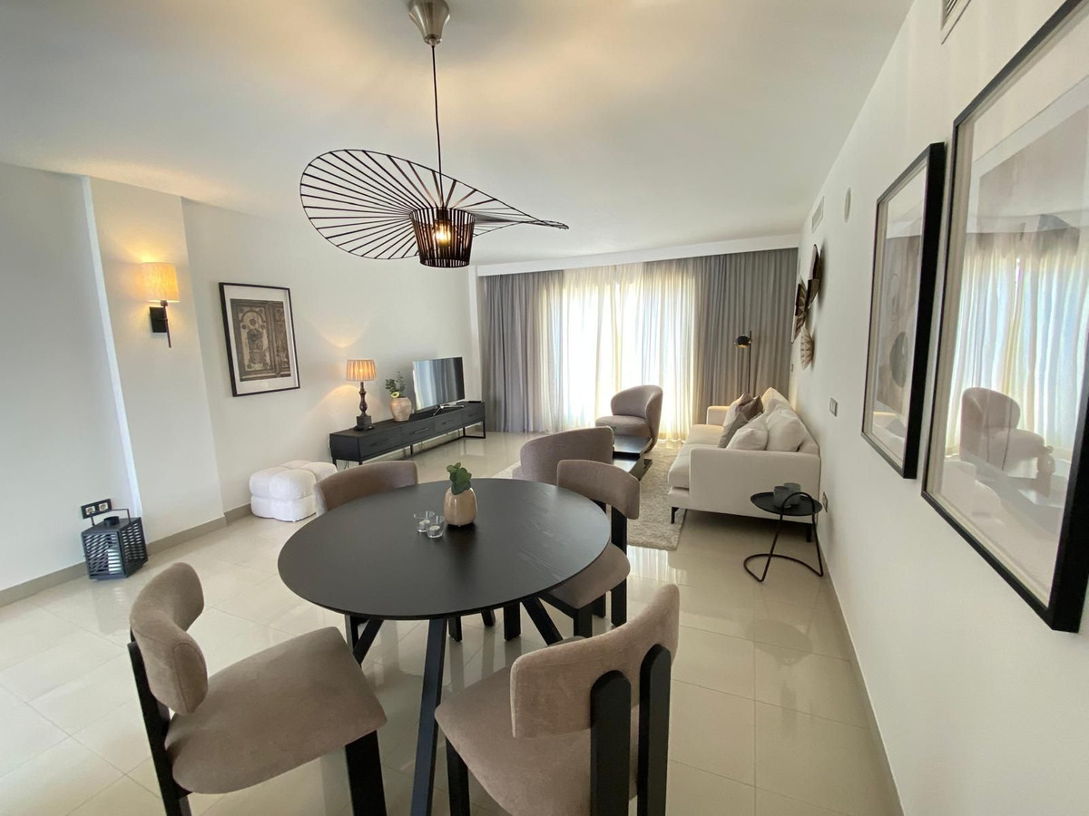 Appartement te koop in Estepona | 2 slaapkamers H5451976