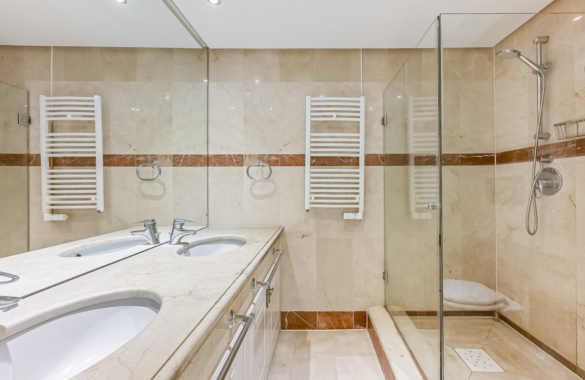 Appartement te koop in Estepona | 2 slaapkamers H5452510