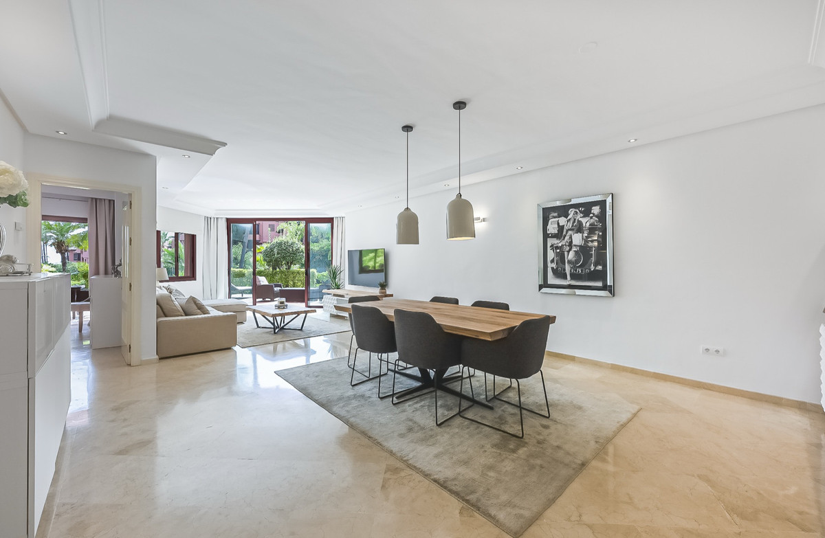 Appartement te koop in Estepona | 2 slaapkamers H5452510