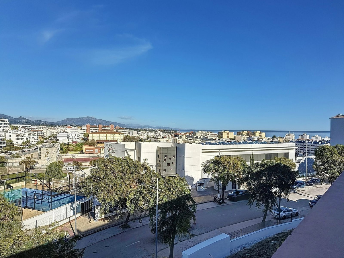 Appartement te koop in Estepona | 3 slaapkamers H5453488