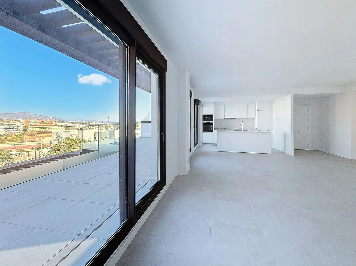 Appartement te koop in Estepona | 3 slaapkamers H5453488