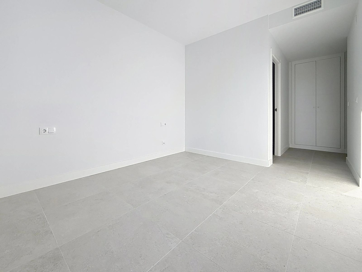 Appartement te koop in Estepona | 3 slaapkamers H5453488