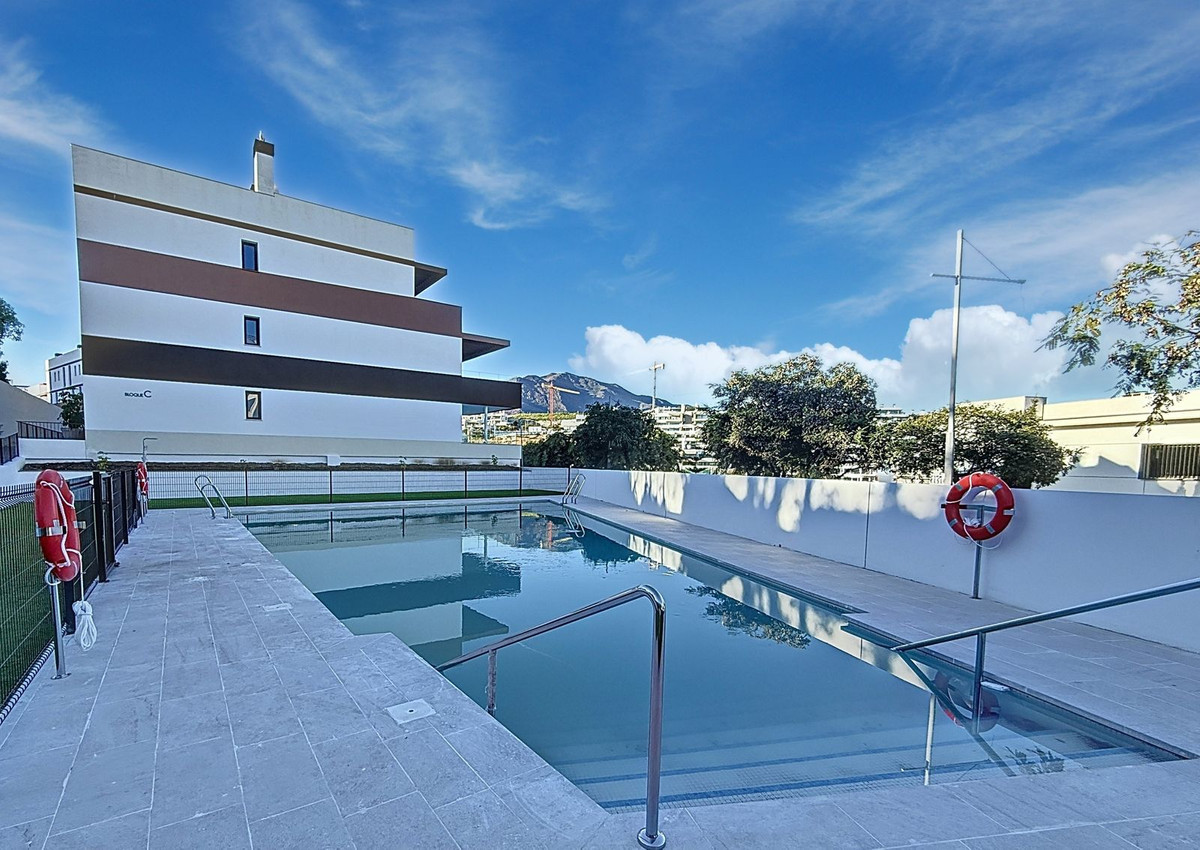 Appartement te koop in Estepona | 3 slaapkamers H5453488