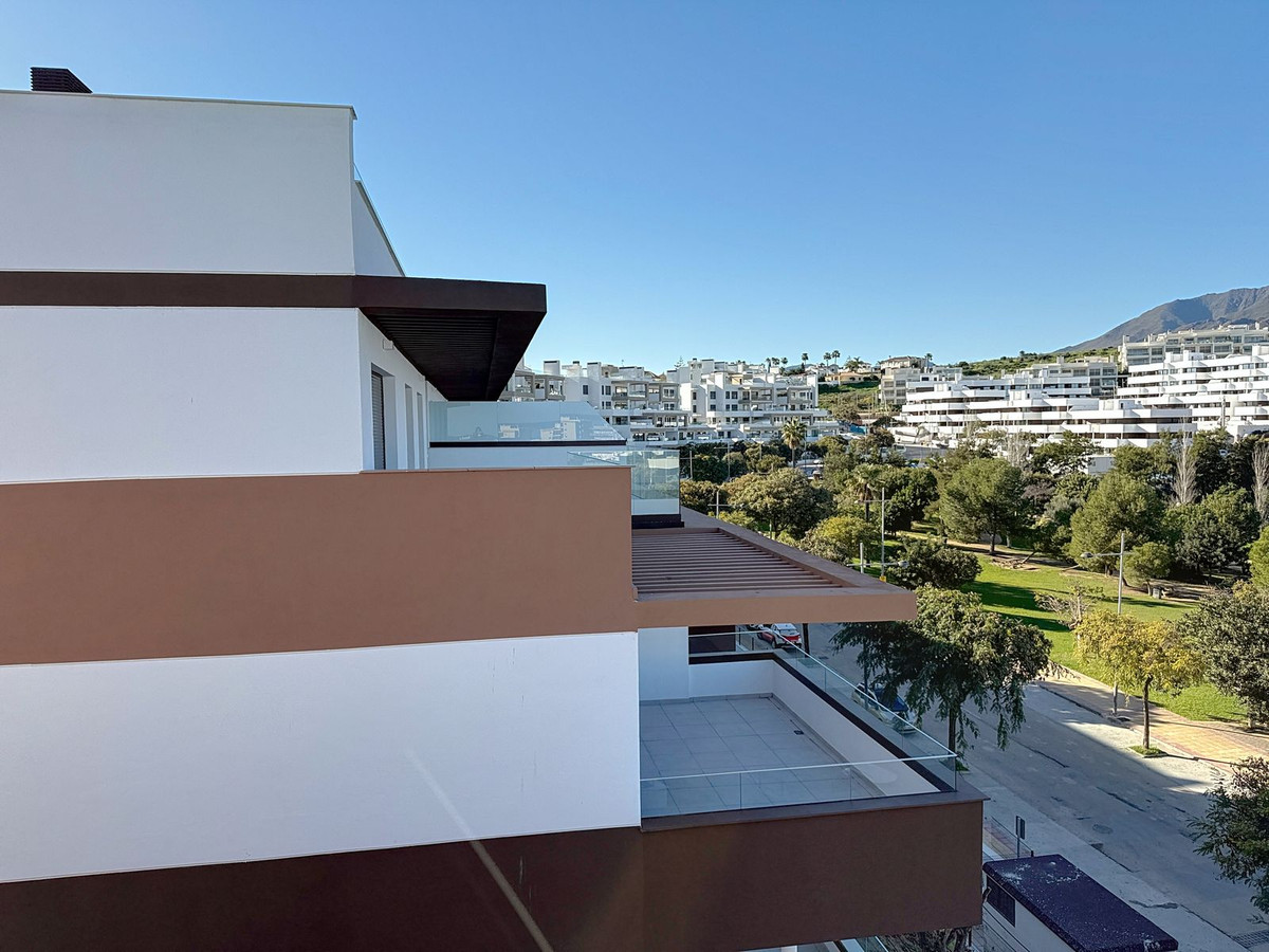 Appartement te koop in Estepona | 3 slaapkamers H5453488