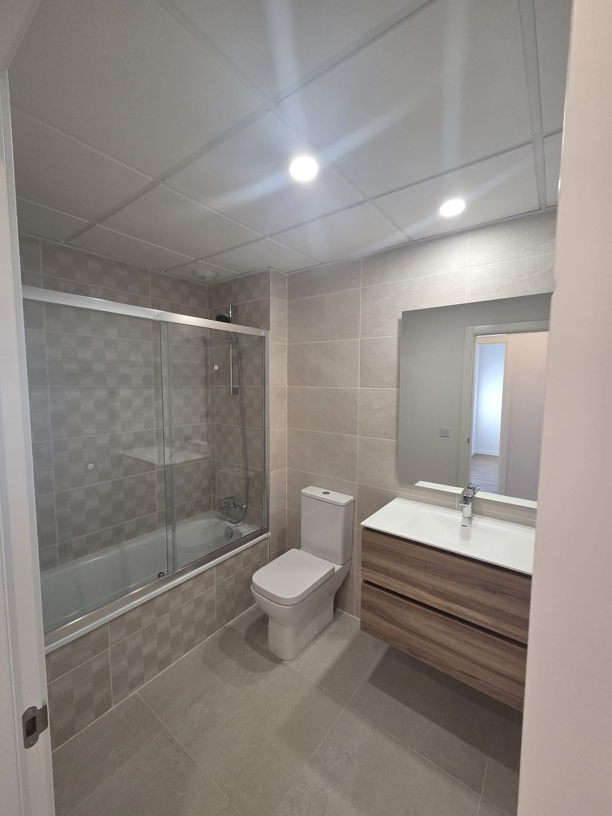 Appartement te koop in Estepona | 3 slaapkamers H5453779