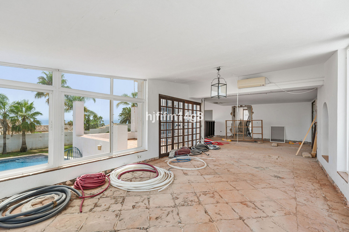Appartement te koop in Estepona | 6 slaapkamers H5453968