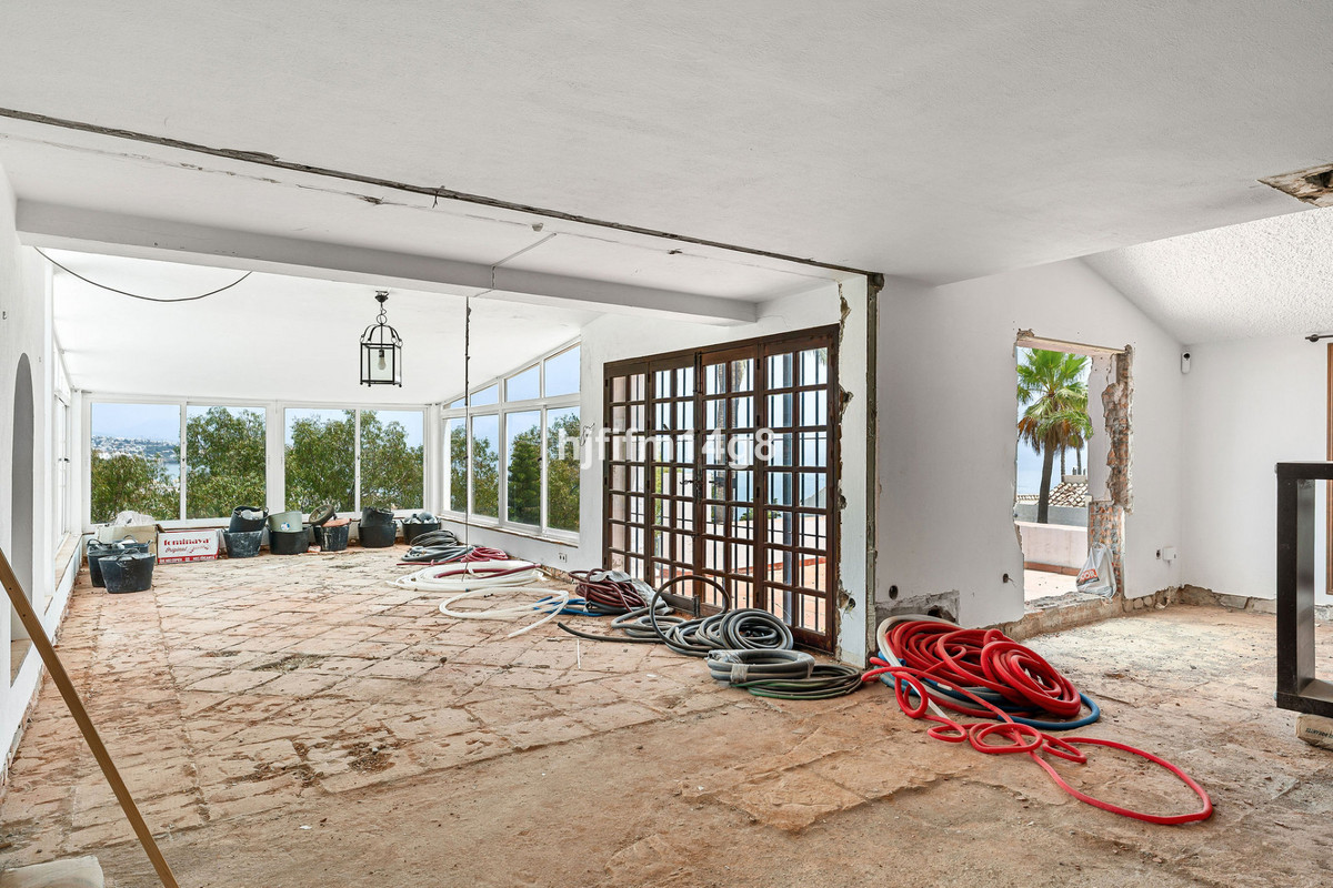 Appartement te koop in Estepona | 6 slaapkamers H5453968
