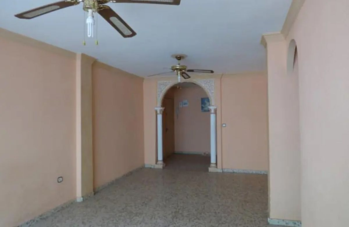 Huis te koop in Estepona | 3 slaapkamers H5454049