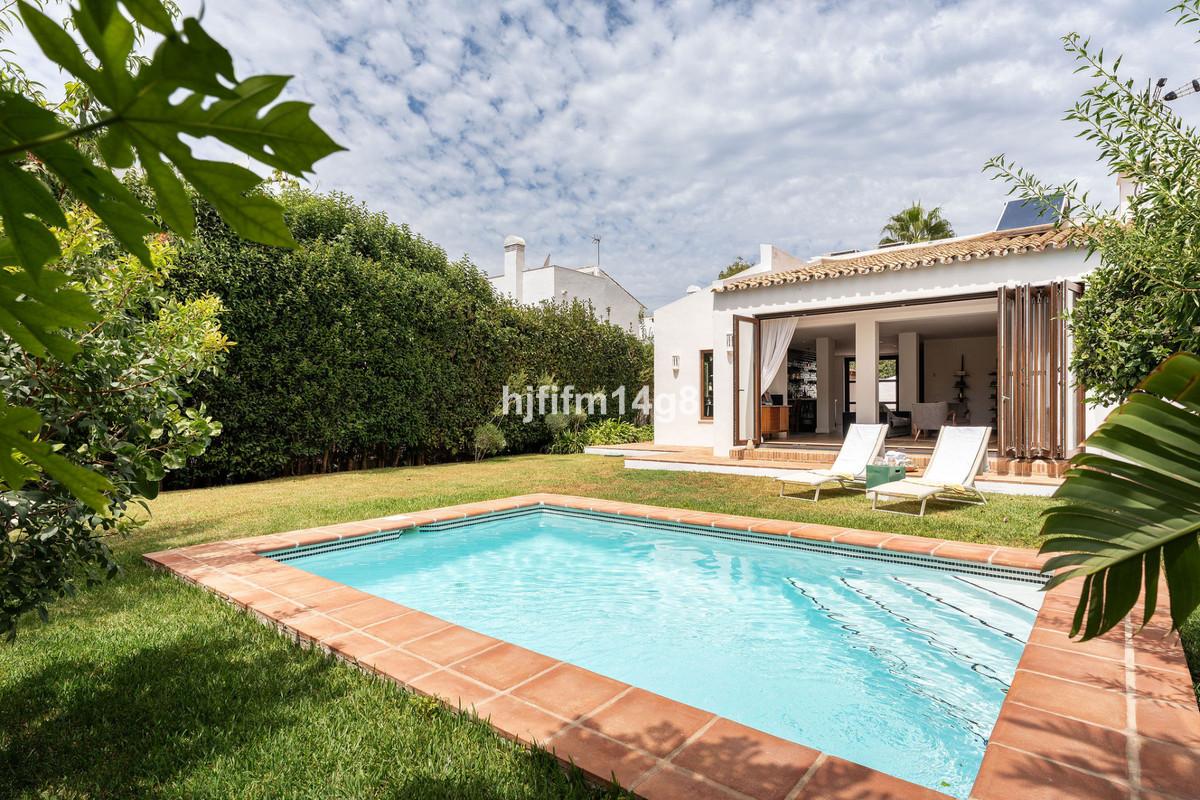 Huis te koop in Estepona | 3 slaapkamers H5455129