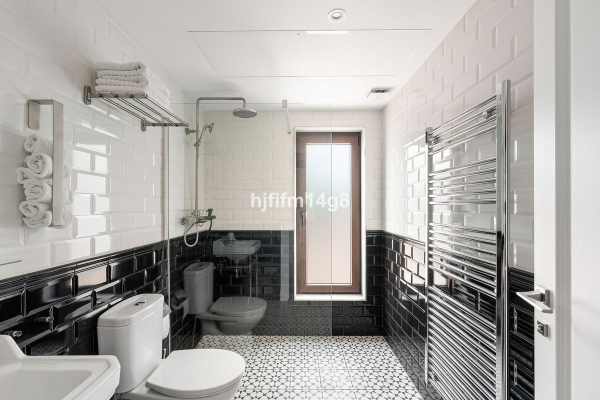 Huis te koop in Estepona | 3 slaapkamers H5455129