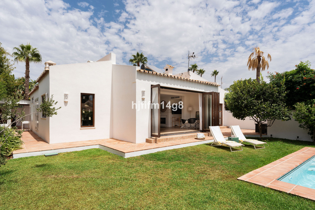 Huis te koop in Estepona | 3 slaapkamers H5455129