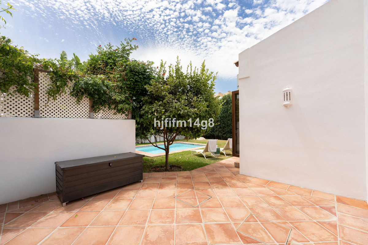 Huis te koop in Estepona | 3 slaapkamers H5455129