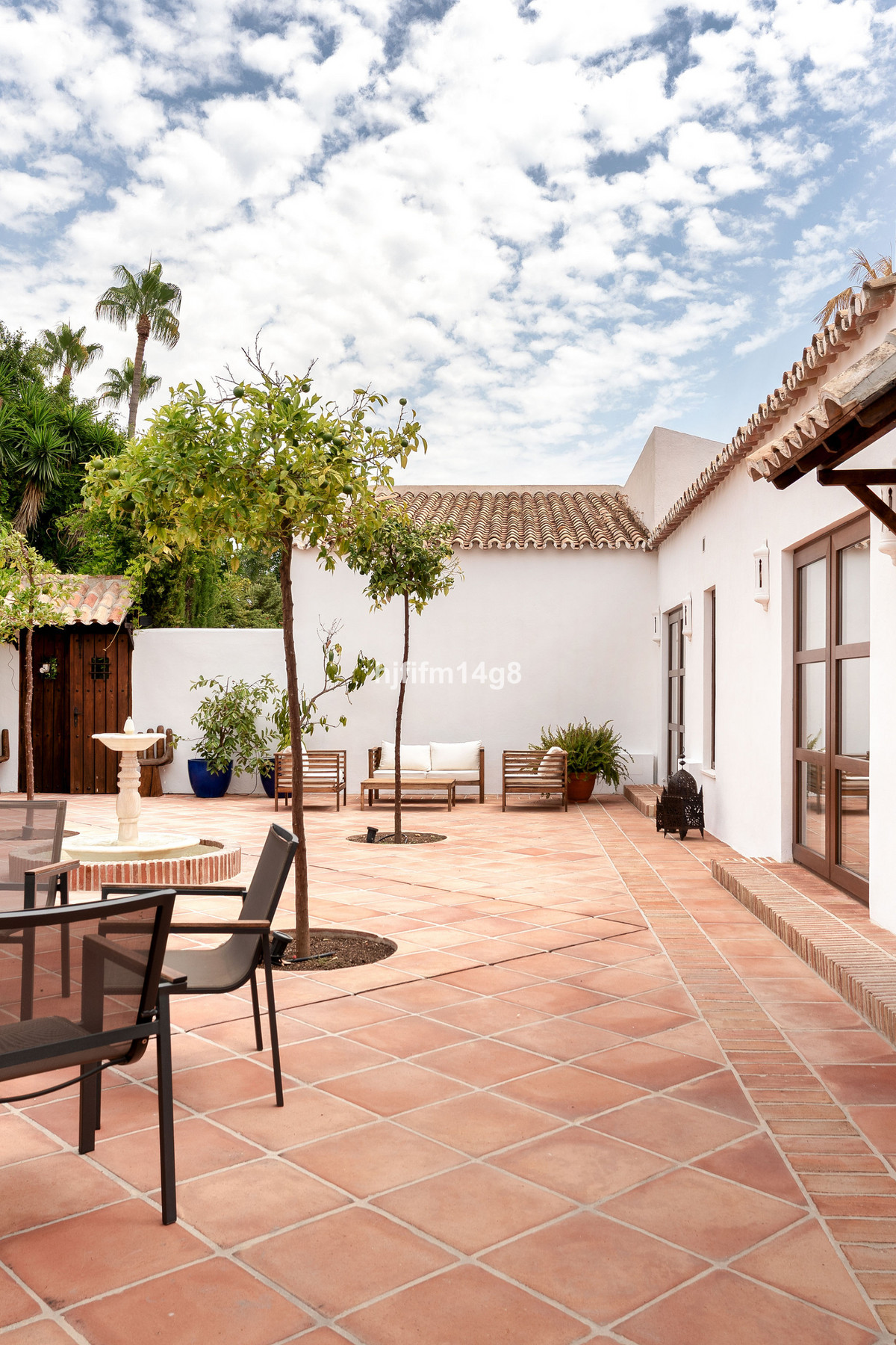 Huis te koop in Estepona | 3 slaapkamers H5455129