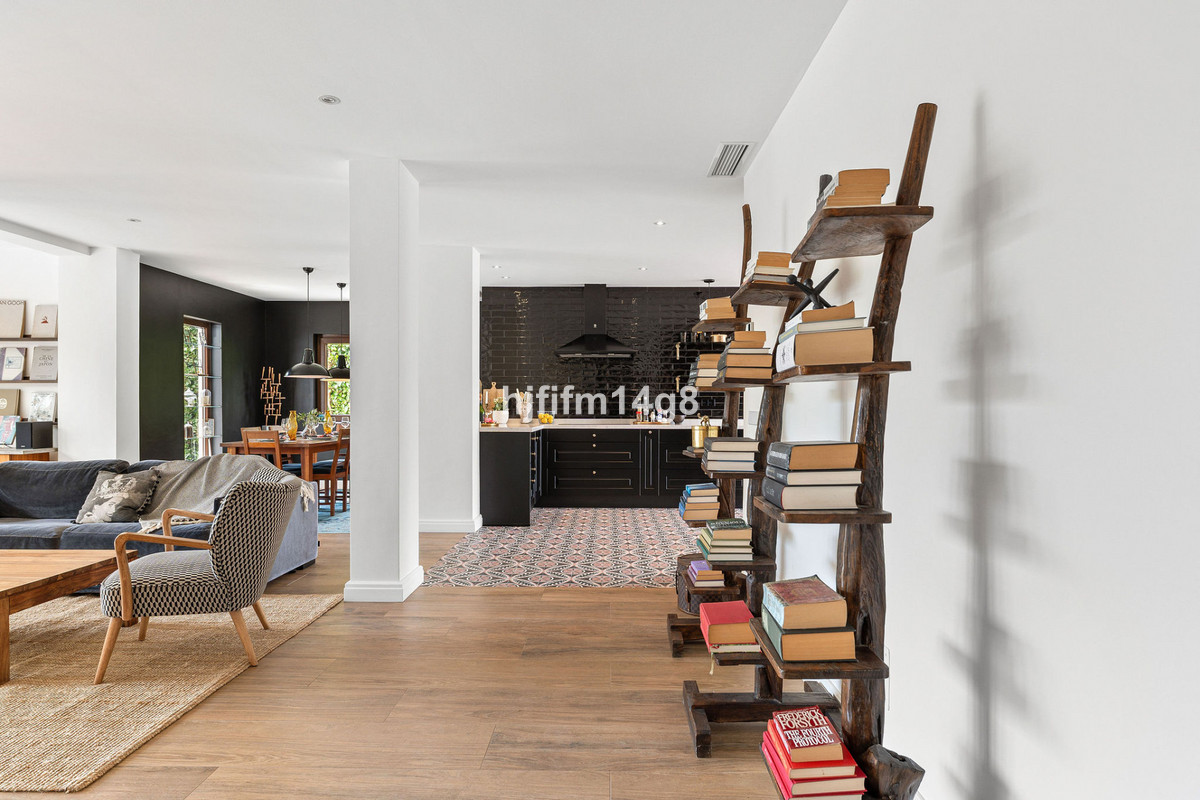Huis te koop in Estepona | 3 slaapkamers H5455129