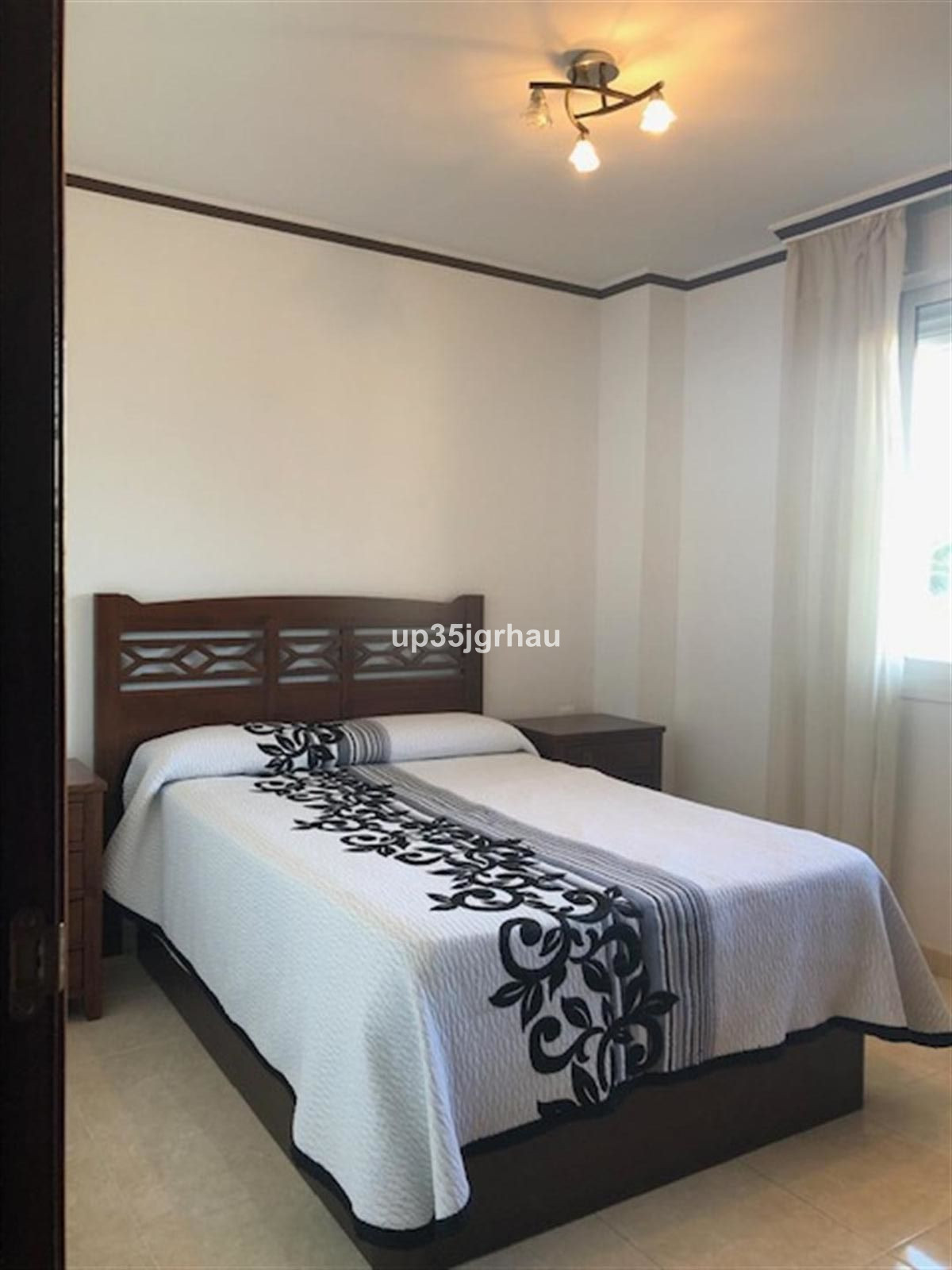 Huis te koop in Estepona | 2 slaapkamers H5455384