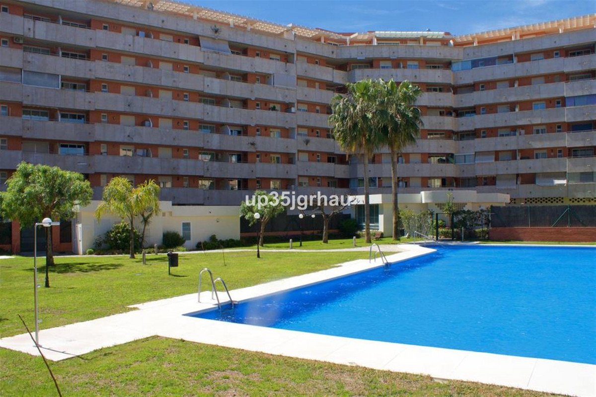 Huis te koop in Estepona | 2 slaapkamers H5455384
