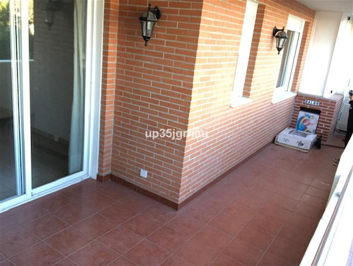 Huis te koop in Estepona | 2 slaapkamers H5455384