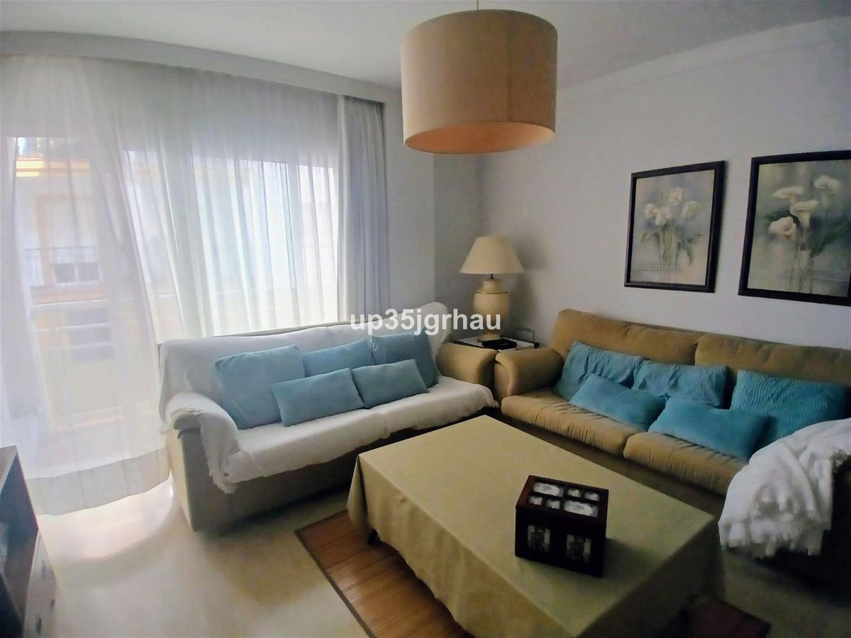 Appartement te koop in Estepona | 2 slaapkamers H5455426