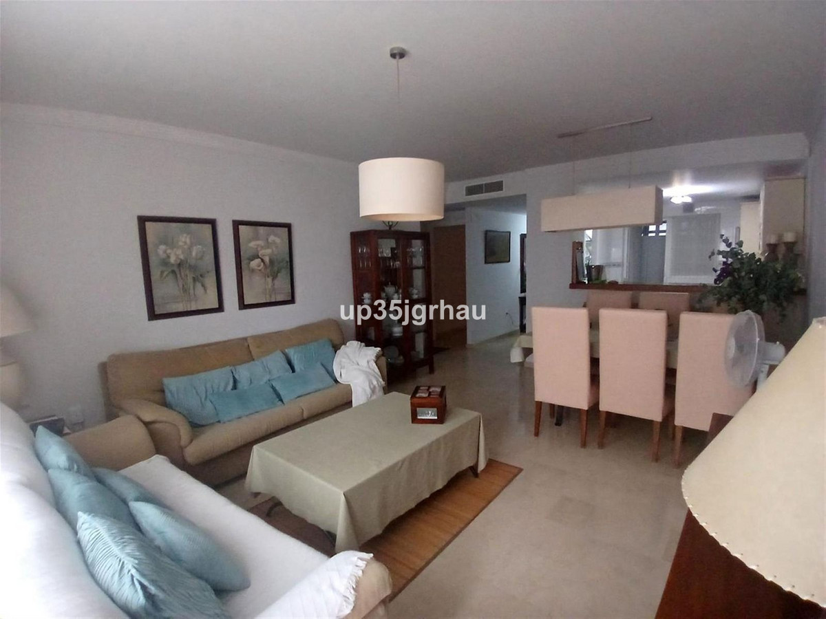 Appartement te koop in Estepona | 2 slaapkamers H5455426