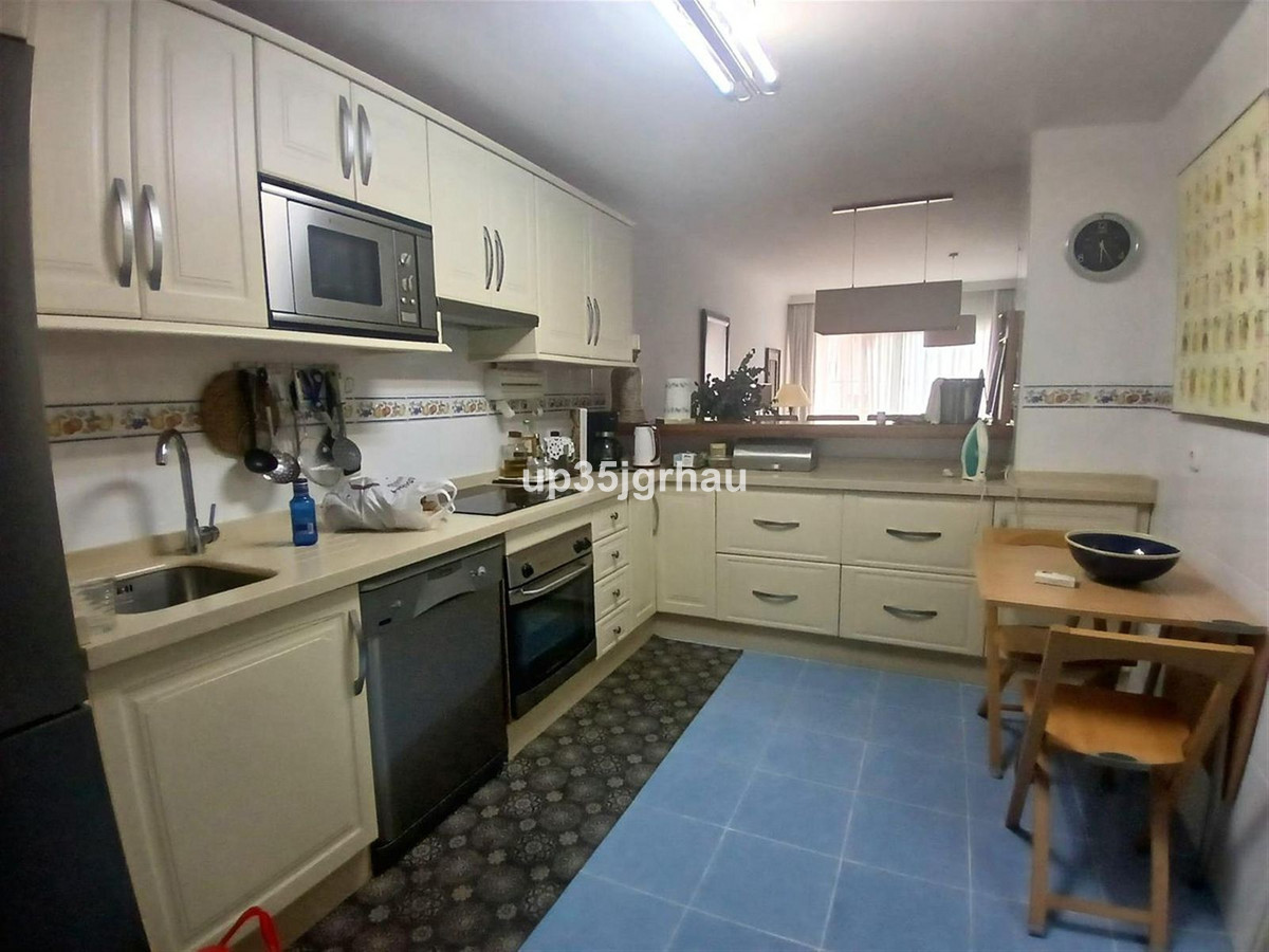 Appartement te koop in Estepona | 2 slaapkamers H5455426