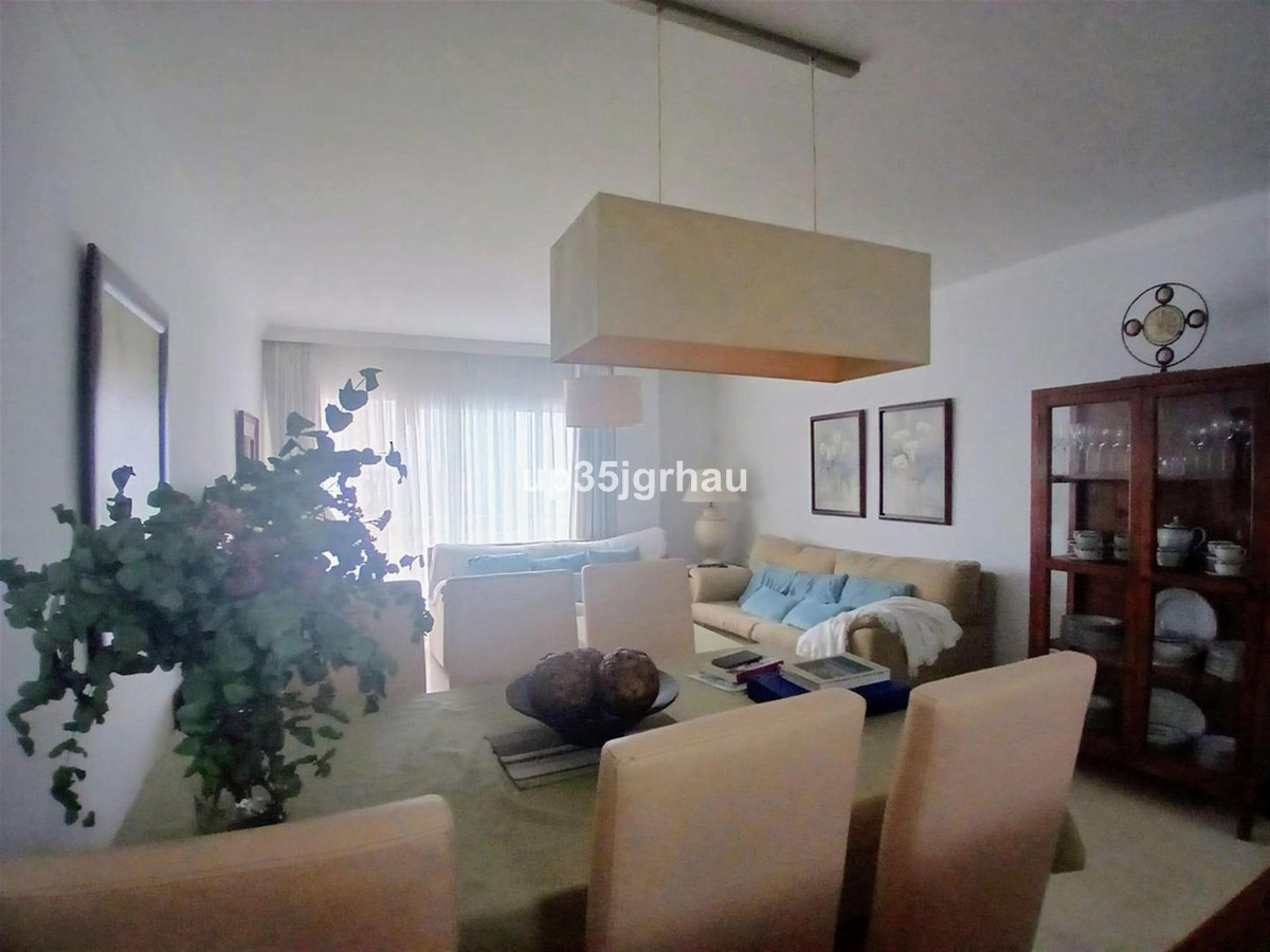 Appartement te koop in Estepona | 2 slaapkamers H5455426