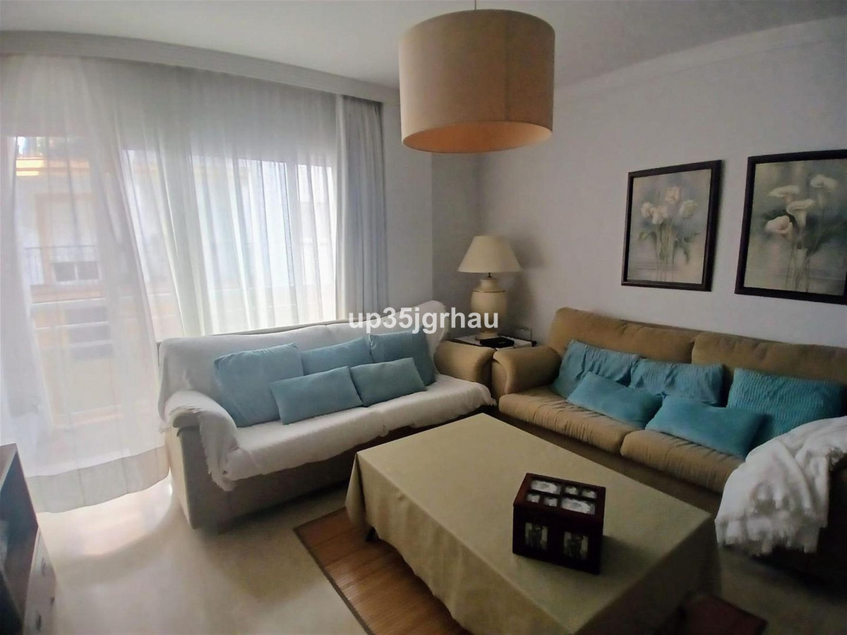 Appartement te koop in Estepona | 2 slaapkamers H5455426