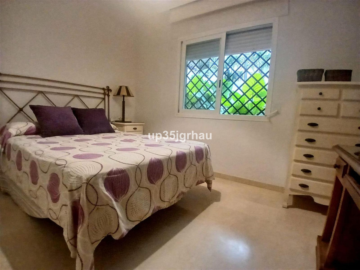 Appartement te koop in Estepona | 2 slaapkamers H5455426