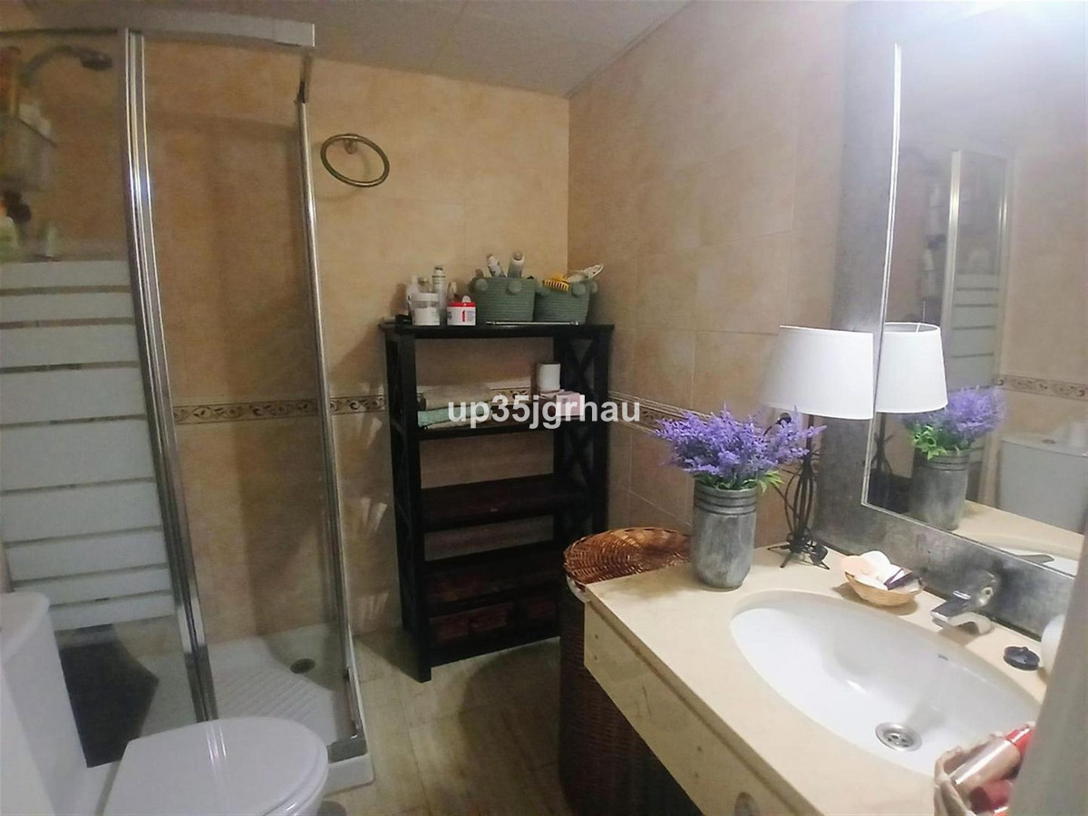 Appartement te koop in Estepona | 2 slaapkamers H5455426