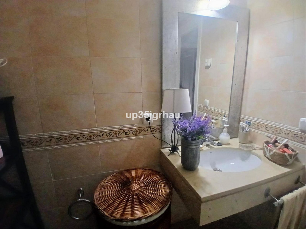 Appartement te koop in Estepona | 2 slaapkamers H5455426