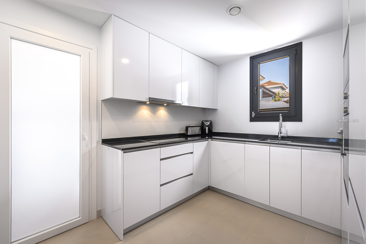 Appartement te koop in Estepona | 3 slaapkamers H5456470