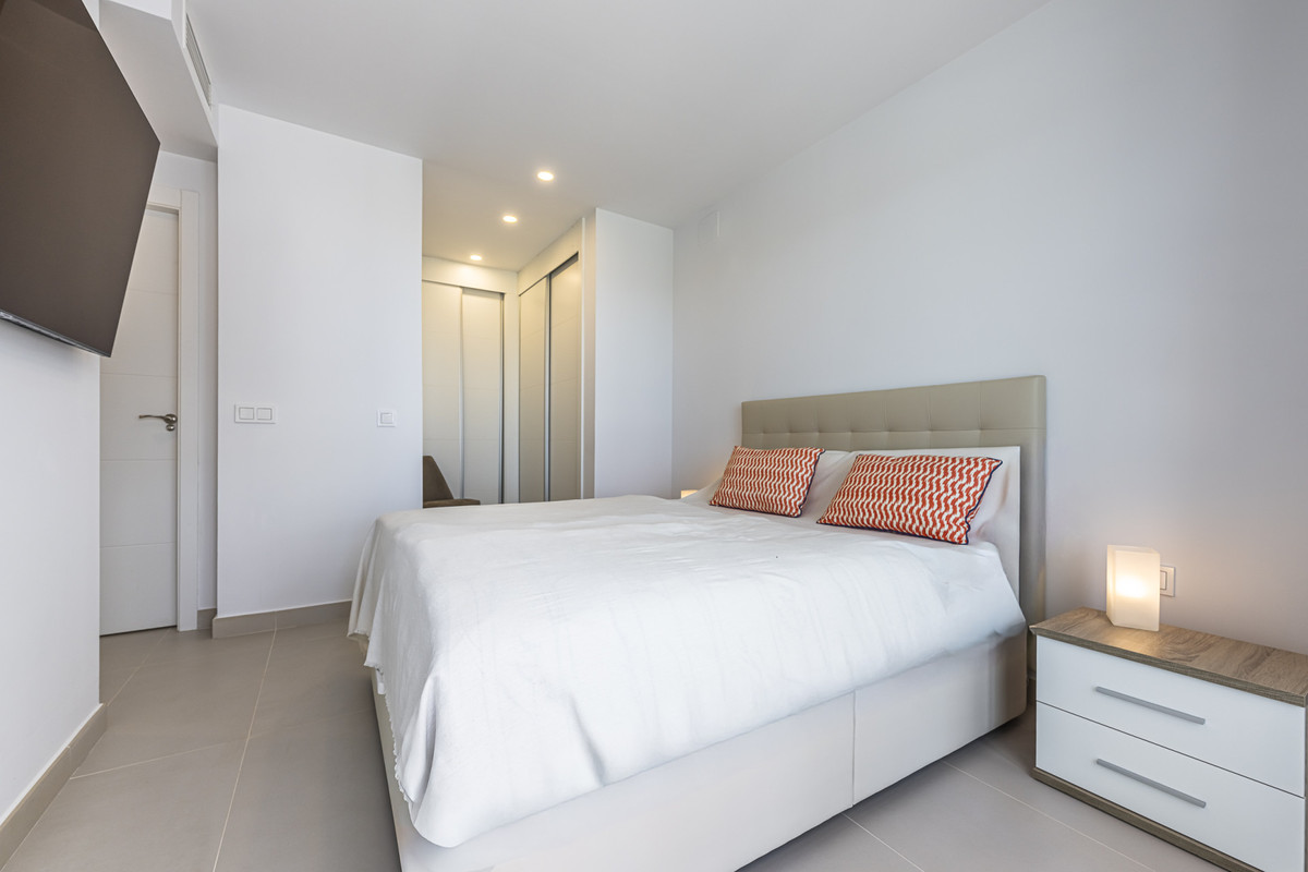 Appartement te koop in Estepona | 3 slaapkamers H5456470