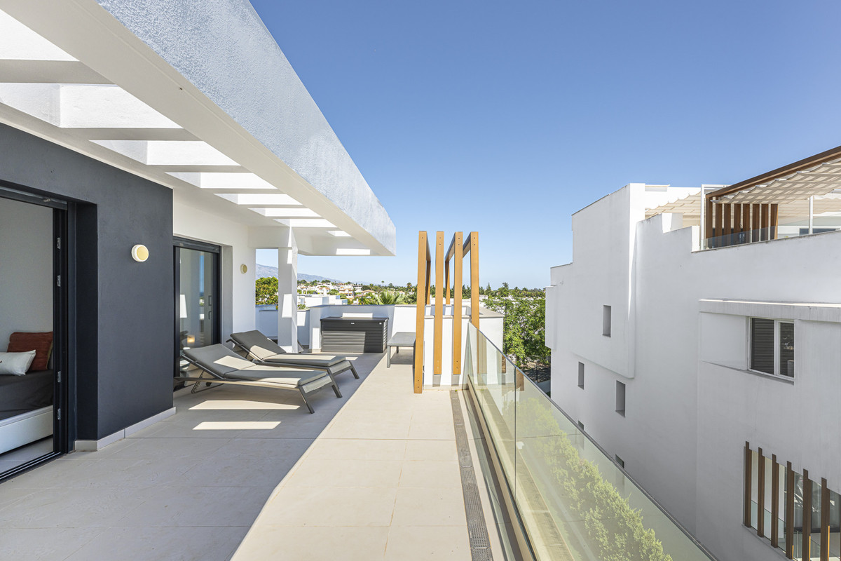 Appartement te koop in Estepona | 3 slaapkamers H5456470