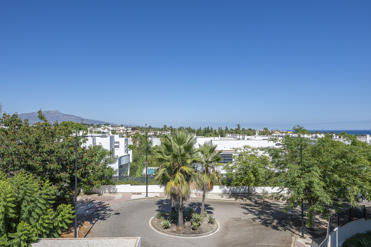 Appartement te koop in Estepona | 3 slaapkamers H5456470