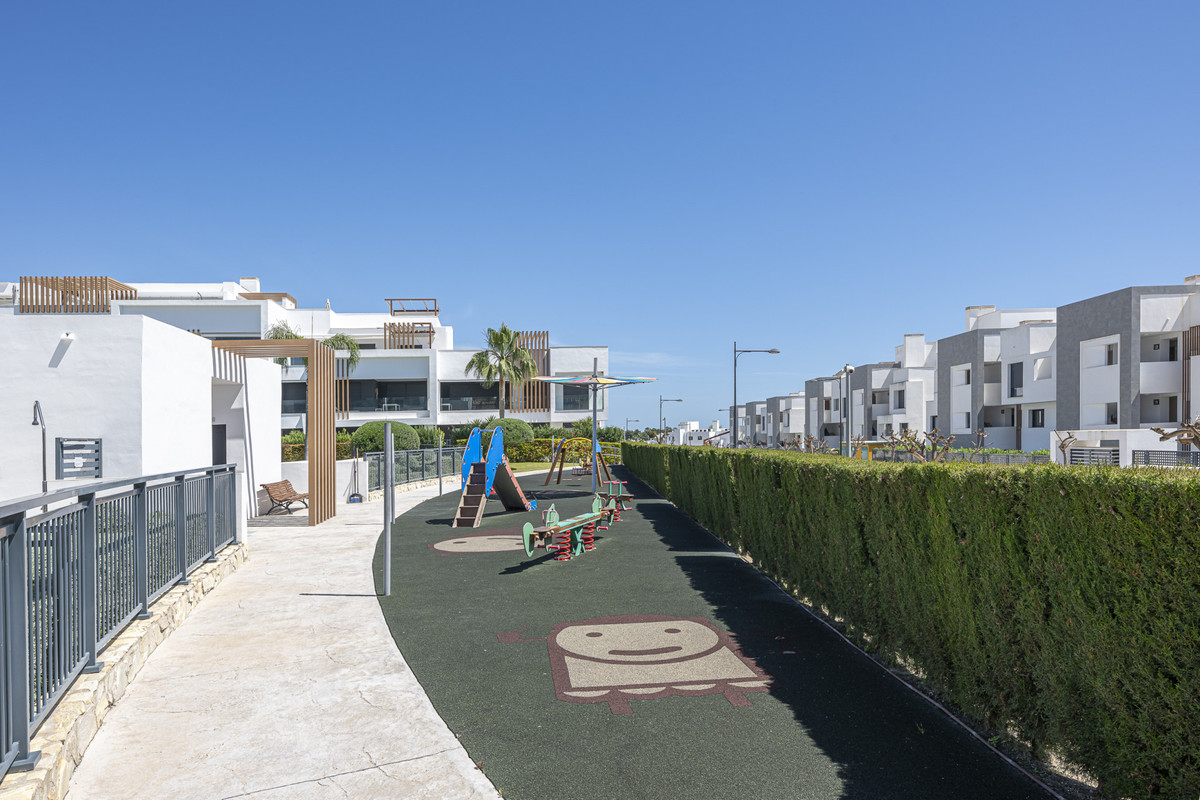 Appartement te koop in Estepona | 3 slaapkamers H5456470