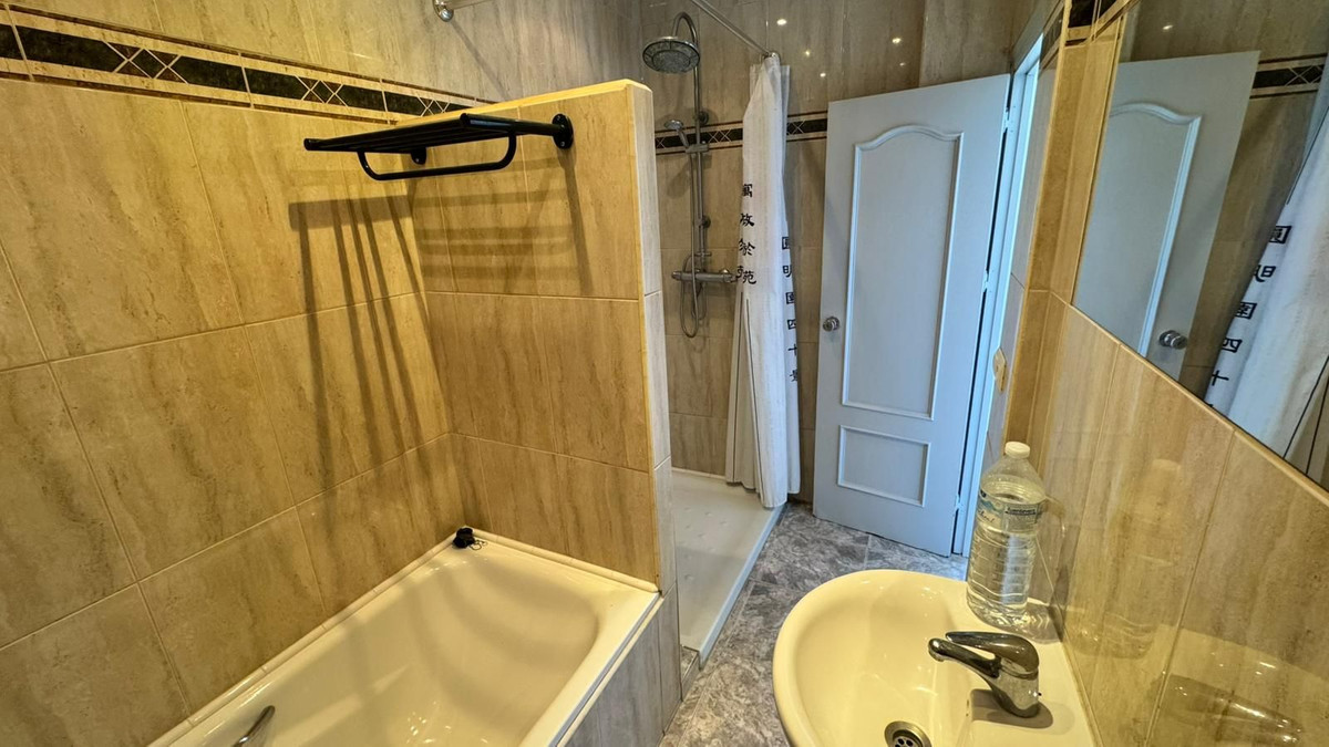 Appartement te koop in Estepona | 3 slaapkamers H5456554